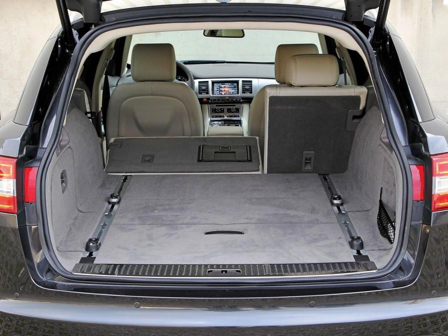  Jaguar XF Sportbrake Diesel S 2012 года  (фото 4 из 4)